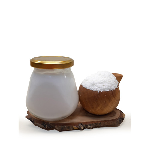 Coconut oil from coconut pulp, raw pressed, wooden press