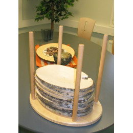 Elicia – a stand for plates for serving a buffet table